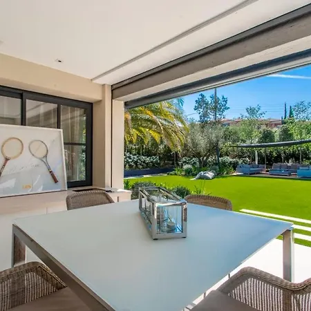 Villa Centro Homebooker * Σαιν-Τροπέ