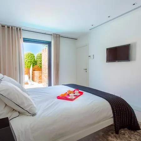 Villa Centro Homebooker * Σαιν-Τροπέ